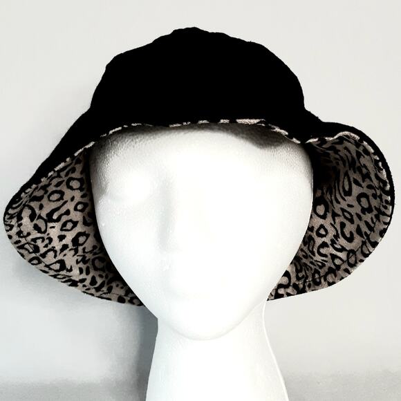 Reversible Bucket Hat One Size Black Flip Side Beige Black Abstract Print - Picture 1 of 11